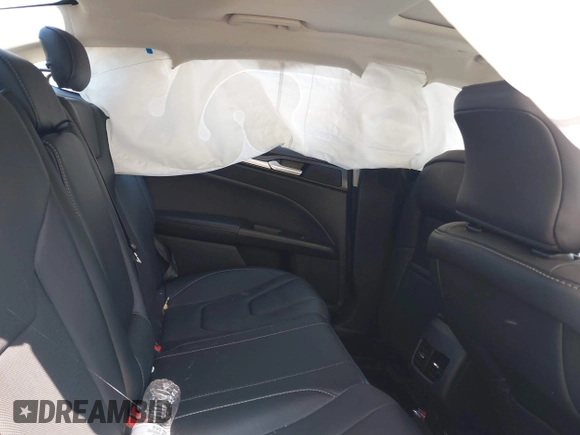 2018 Ford Fusion Titanium с VIN 3FA6P0SU2JR164525, выставлен на аукционе IAAI как лот 42585653 с пробегом 85 712 миль миль и . История ставок и продаж доступна на DreamBid. Изображение 8.