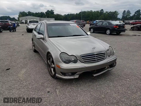 2006 Mercedes-Benz C 230 Sport z VIN WDBRF52H56A885769, wystawiony jako Copart lot #60147295 z przebiegiem 170 685 mil mil oraz Szkoda całkowita • Salvage title. Historia ofert i sprzedaży dostępna na DreamBid. Obrazek 13.