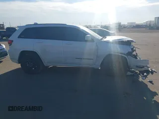 2017 Jeep Grand Cherokee Laredo with VIN 1C4RJFAG2HC876727, listed as a IAAI auction lot 41712954 with 134,412 mi miles. Bid and sale history available at carsss.com. Image 14.