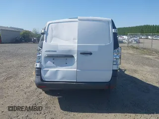 2017 Mercedes-Benz Metris Cargo z VIN WD3PG2EA5H3224490, wystawiony jako IAAI lot #42001238 z przebiegiem 71 869 mil mil oraz . Historia ofert i sprzedaży dostępna na DreamBid. Obrazek 16.
