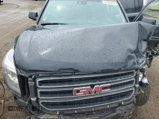 2019 GMC Yukon XL SLE z VIN 1GKS2FEC2KR204603, wystawiony jako Copart lot #57960055 z przebiegiem 68 463 mil mil oraz Czysty tytuł • Clean title. Historia ofert i sprzedaży dostępna na DreamBid. Obrazek 12.