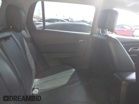 2017 GMC Terrain SLT z VIN 2GKFLPE38H6149809, wystawiony jako IAAI lot #41992273 z przebiegiem 126 183 mil mil oraz . Historia ofert i sprzedaży dostępna na DreamBid. Obrazek 8.