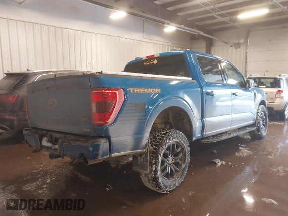 2021 Ford F-150 XL with VIN 1FTEW1E84MFC16395, listed as a IAAI auction lot 41606743 with 81,425 mi miles. Bid and sale history available at carsss.com. Image 4.