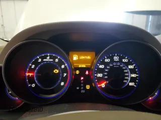 2009 Acura MDX Technology with VIN 2HNYD28479H511038, listed as a Copart auction lot 45787105 with 291,836 mi miles and Salvage Title. Bid and sale history available at DreamBid. Image 9.