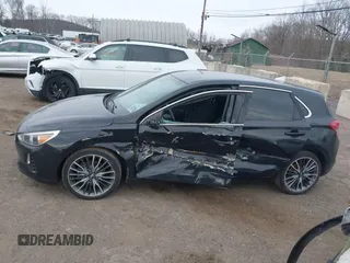 2018 Hyundai Elantra z VIN KMHH35LE3JU009912, wystawiony jako IAAI lot #41663874 z przebiegiem 143 109 mil mil oraz . Historia ofert i sprzedaży dostępna na DreamBid. Obrazek 14.