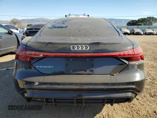 2023 Audi e-tron GT Prestige z VIN WAUEJBFW6P7004210, wystawiony jako Copart lot #88105605 z przebiegiem Nie podano mil oraz Szkoda całkowita • Salvage title. Historia ofert i sprzedaży dostępna na DreamBid. Obrazek 6.