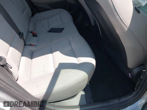 2018 Hyundai Elantra SE z VIN KMHD74LF5JU578847, wystawiony jako IAAI lot #41264708 z przebiegiem Nie podano mil oraz . Historia ofert i sprzedaży dostępna na DreamBid. Obrazek 8.