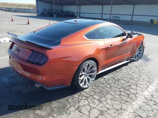 2015 Ford Mustang GT z VIN 1FA6P8CF3F5314764, wystawiony jako IAAI lot #42162531 z przebiegiem 73 080 mil mil oraz . Historia ofert i sprzedaży dostępna na DreamBid. Obrazek 4.