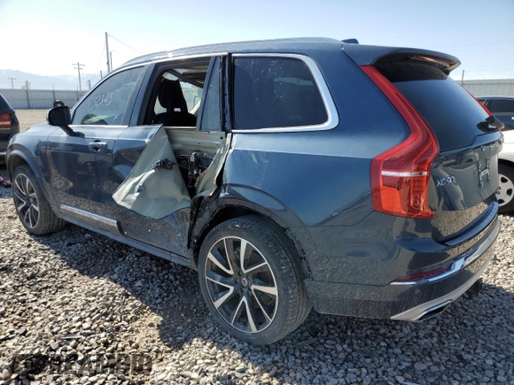 2021 Volvo XC90 Inscription Expression with VIN YV4BR00K8M1733412, listed as a Copart auction lot 53778423 with 32,363 mi miles. Bid and sale history available at carsss.com. Image 2.