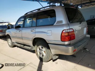 1998 Toyota Land Cruiser with VIN JT3HT05J7W0008086, listed as a Copart auction lot 74622534 with 301,345 mi miles and Salvage Title. Bid and sale history available at carsss.com. Image 2.