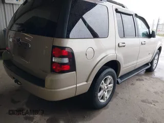 2007 Ford Explorer XLT with VIN 1FMEU63EX7UA78434, listed as a IAAI auction lot 41957330 with 166,909 mi miles. Bid and sale history available at carsss.com. Image 4.