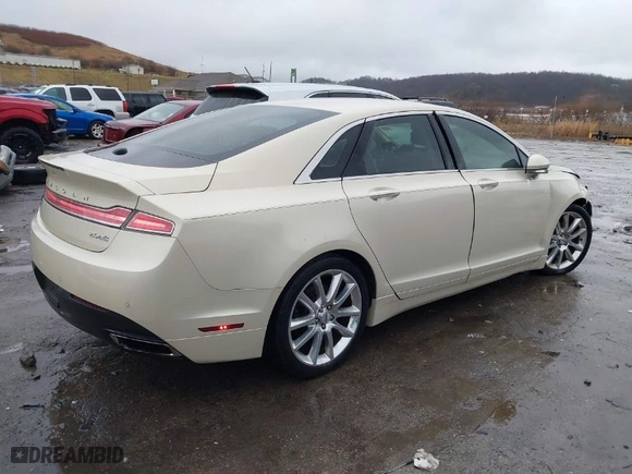 2016 Lincoln MKZ with VIN 3LN6L2J94GR604912, listed as a IAAI auction lot 41563878 with 110,595 mi miles. Bid and sale history available at carsss.com. Image 4.