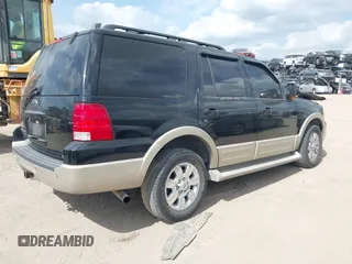 2005 Ford Expedition Eddie Bauer with VIN 1FMFU18535LA64734, listed as a IAAI auction lot 41716446 with 173,800 mi miles. Bid and sale history available at carsss.com. Image 4.
