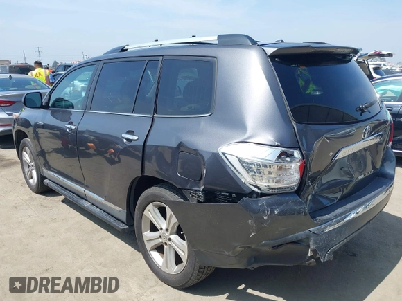 2013 Toyota Highlander Limited with VIN 5TDYK3EH2DS115747, listed as a IAAI auction lot 42460120 with 149,479 mi miles and . Bid and sale history available at DreamBid. Image 3.
