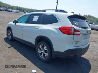 2021 Subaru Ascent Premium z VIN 4S4WMAFDXM3421268, wystawiony jako IAAI lot #42423103 z przebiegiem 64 087 mil mil oraz . Historia ofert i sprzedaży dostępna na DreamBid. Obrazek 3.