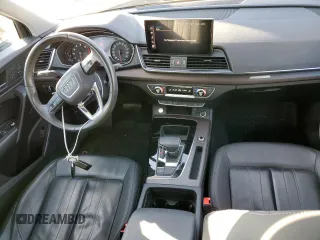 2022 Audi Q5 S line Premium with VIN WA1GAAFY8N2033347, listed as a Copart auction lot 87833315 with 32,309 mi miles and Salvage Title. Bid and sale history available at carsss.com. Image 8.