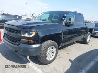 2018 Chevrolet Silverado 1500 Work Truck with VIN 3GCUKNEC6JG463656, listed as a IAAI auction lot 41621657 with 151,580 mi miles. Bid and sale history available at carsss.com. Image 17.