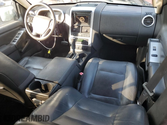 2006 Mercury Mountaineer Premier z VIN 4M2EU38876UJ05510, wystawiony jako Copart lot #42411955 z przebiegiem 251 888 mil mil oraz Czysty tytuł • Clean title. Historia ofert i sprzedaży dostępna na DreamBid. Obrazek 8.