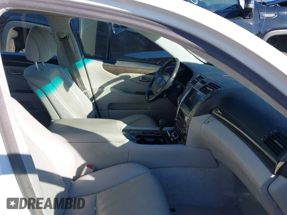 2007 Lexus LS 460 L с VIN JTHGL46F475020286, выставлен на аукционе IAAI как лот 41865821 с пробегом Не указан миль и . История ставок и продаж доступна на DreamBid. Изображение 5.