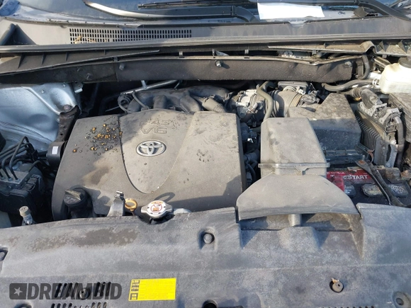 2018 Toyota Highlander LE with VIN 5TDBZRFH7JS839416, listed as a IAAI auction lot 41903167 with 97,420 mi miles and . Bid and sale history available at DreamBid. Image 10.