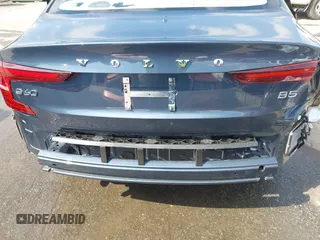 2024 Volvo S60 Plus Dark Theme с VIN 7JRL12FL9RG294057, выставлен на аукционе IAAI как лот 42231808 с пробегом 10 415 миль миль и . История ставок и продаж доступна на DreamBid. Изображение 6.