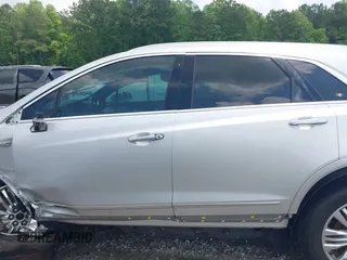 2018 Cadillac XT5 FWD with VIN 1GYKNARS4JZ142654, listed as a IAAI auction lot 42275794 with 112,790 mi miles and . Bid and sale history available at DreamBid. Image 14.