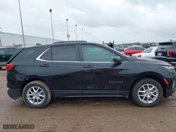 2024 Chevrolet Equinox LT with VIN 3GNAXUEG2RL362027, listed as a IAAI auction lot 41895842 with 21,040 mi miles. Bid and sale history available at carsss.com. Image 13.
