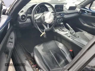 2021 Mazda MX-5 Miata Grand Touring with VIN JM1NDAM70M0460532, listed as a Copart auction lot 58828045 with 70,269 mi miles and Salvage title. Bid and sale history available at DreamBid. Image 8.