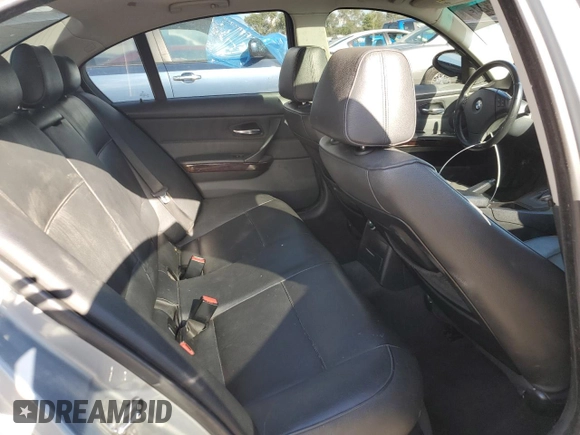 2006 BMW 3 Series 325xi with VIN WBAVD13556KV10524, listed as a Copart auction lot 70764324 with 232,184 mi miles and Salvage Title. Bid and sale history available at DreamBid. Image 10.