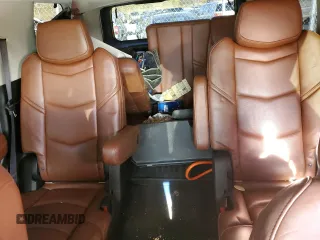 2015 Cadillac Escalade Luxury z VIN 1GYS4MKJ3FR690464, wystawiony jako Copart lot #59001372 z przebiegiem Nie podano mil oraz Szkody całkowita. Historia ofert i sprzedaży dostępna na DreamBid. Obrazek 10.
