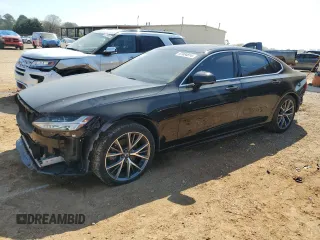 2019 Volvo S90 Momentum with VIN LVY102AK4KP111024, listed as a Copart auction lot 47934814 with 19,324 mi miles. Bid and sale history available at carsss.com. Image 1.
