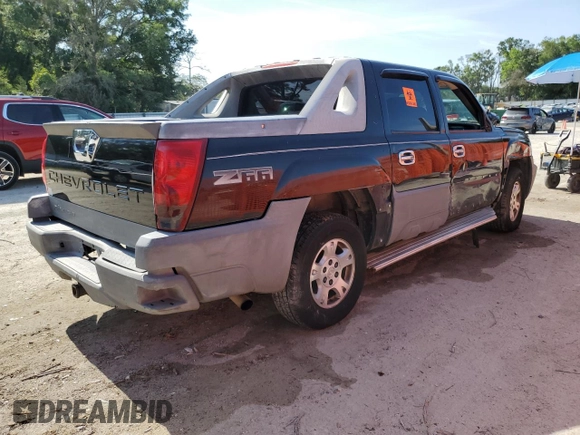 2002 Chevrolet Avalanche with VIN 3GNEC13T52G114056, listed as a Copart auction lot 58033535 with 332,160 mi miles and Salvage title. Bid and sale history available at DreamBid. Image 3.