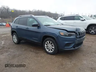 2020 Jeep Cherokee Latitude with VIN 1C4PJMCB4LD650592, listed as a IAAI auction lot 41192484 with 88,931 mi miles. Bid and sale history available at carsss.com. Image 1.