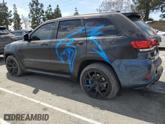 2020 Jeep Grand Cherokee Trackhawk z VIN 1C4RJFN94LC314087, wystawiony jako Copart lot #51484835 z przebiegiem 38 306 mil mil oraz Szkoda całkowita • Salvage title. Historia ofert i sprzedaży dostępna na DreamBid. Obrazek 2.