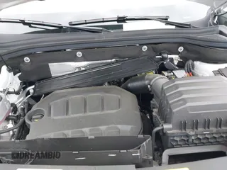 2024 Volkswagen Atlas SE with VIN 1V2JR2CA3RC614867, listed as a IAAI auction lot 42213818 with 6,832 mi miles and . Bid and sale history available at DreamBid. Image 10.