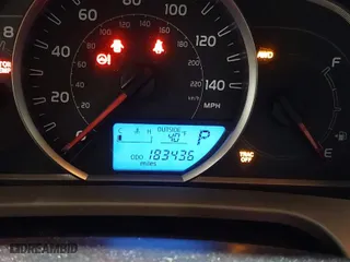 2013 Toyota RAV4 XLE with VIN JTMRFREV6D5027243, listed as a IAAI auction lot 41958254 with 183,436 mi miles. Bid and sale history available at carsss.com. Image 15.