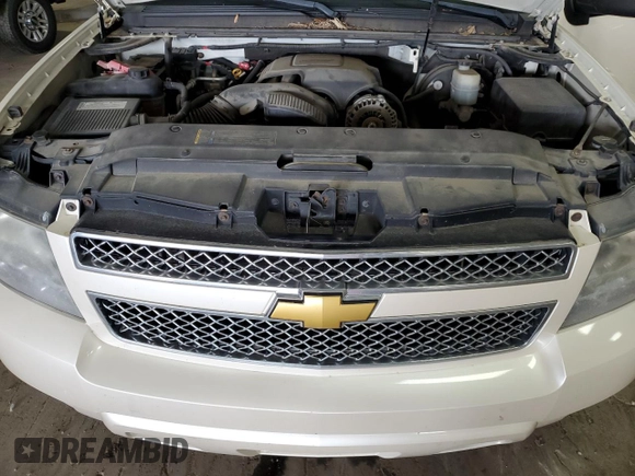 2008 Chevrolet Tahoe 3LT z VIN 1GNFK13088R228106, wystawiony jako Copart lot #59658525 z przebiegiem 177 243 mil mil oraz Czysty tytuł • Clean title. Historia ofert i sprzedaży dostępna na DreamBid. Obrazek 12.