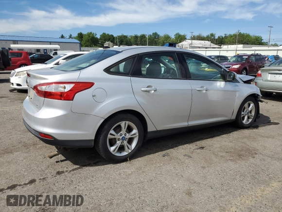 2013 Ford Focus SE z VIN 1FADP3F24DL193495, wystawiony jako Copart lot #57796005 z przebiegiem 178 621 mil mil oraz Tytuł czysty. Historia ofert i sprzedaży dostępna na DreamBid. Obrazek 3.