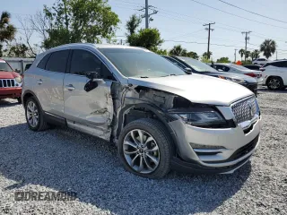 2019 Lincoln MKC Select with VIN 5LMCJ2C99KUL09924, listed as a Copart auction lot 57176145 with 55,094 mi miles and Salvage title. Bid and sale history available at DreamBid. Image 4.