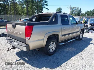 2006 Chevrolet Avalanche Z66 z VIN 3GNEC12Z76G120243, wystawiony jako IAAI lot #42643822 z przebiegiem 133 291 mil mil oraz . Historia ofert i sprzedaży dostępna na DreamBid. Obrazek 4.