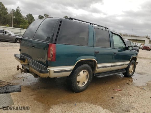 1997 Chevrolet Tahoe with VIN 1GNEK13R2VJ318355, listed as a Copart auction lot 89341095 with 303,882 mi miles and Salvage Title. Bid and sale history available at carsss.com. Image 3.