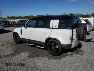 2020 Land Rover Defender HSE z VIN SALE97EU6L2017029, wystawiony jako Copart lot #80854134 z przebiegiem Nie podano mil oraz Nie do naprawy • Non repairable. Historia ofert i sprzedaży dostępna na DreamBid. Obrazek 2.