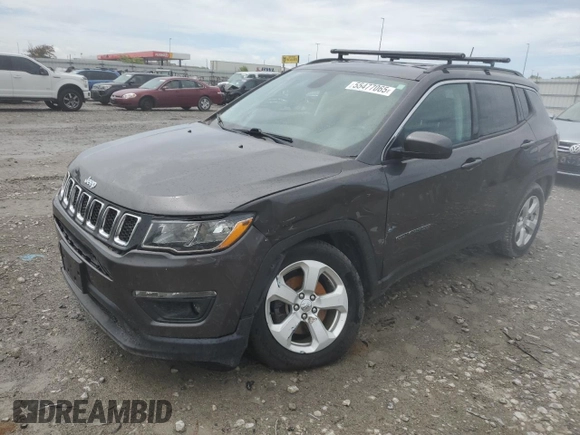 2018 Jeep Compass Latitude z VIN 3C4NJDBB9JT115063, wystawiony jako Copart lot #55477065 z przebiegiem 174 570 mil mil oraz Szkody całkowita. Historia ofert i sprzedaży dostępna na DreamBid. Obrazek 1.