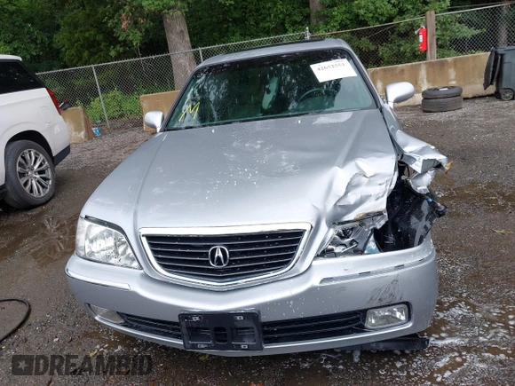 2002 Acura RL with VIN JH4KA966X2C004627, listed as a IAAI auction lot 42652551 with 75,093 mi miles and . Bid and sale history available at DreamBid. Image 12.