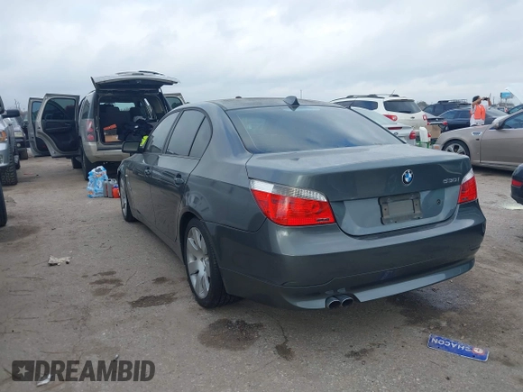 2007 BMW 5 Series 530i with VIN WBANE73557CM49980, listed as a IAAI auction lot 41518849 with 106,231 mi miles. Bid and sale history available at carsss.com. Image 3.