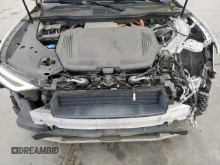 2021 Audi e-tron Premium z VIN WA1AAAGE7MB023949, wystawiony jako Copart lot #50706165 z przebiegiem 53 839 mil mil oraz Szkody całkowita. Historia ofert i sprzedaży dostępna na DreamBid. Obrazek 11.