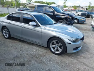 2014 BMW 3 Series 328i z VIN WBA3A5G55ENP29448, wystawiony jako IAAI lot #42106347 z przebiegiem 78 163 mil mil oraz . Historia ofert i sprzedaży dostępna na DreamBid. Obrazek 1.