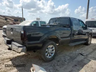 2014 Ford F-350 XLT with VIN 1FT8W3BT6EEA02890, listed as a Copart auction lot 61381525 with 266,801 mi miles and Clean title. Bid and sale history available at DreamBid. Image 3.