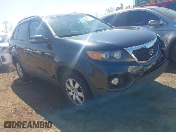 2012 Kia Sorento LX with VIN 5XYKT4A67CG247010, listed as a IAAI auction lot 42028544 with 223,389 mi miles. Bid and sale history available at carsss.com. Image 1.