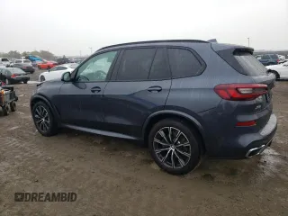 2021 BMW X5 sDrive40i with VIN 5UXCR4C01M9E98458, listed as a Copart auction lot 44289113 with 26,672 mi miles. Bid and sale history available at carsss.com. Image 2.
